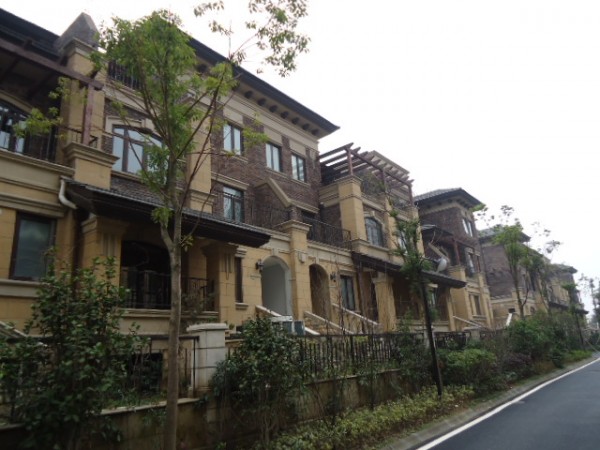 杭州仁和小區保潔工程案例.jpg